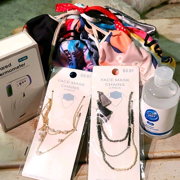 😷😷😷 Accessories - Face Masks Bundle